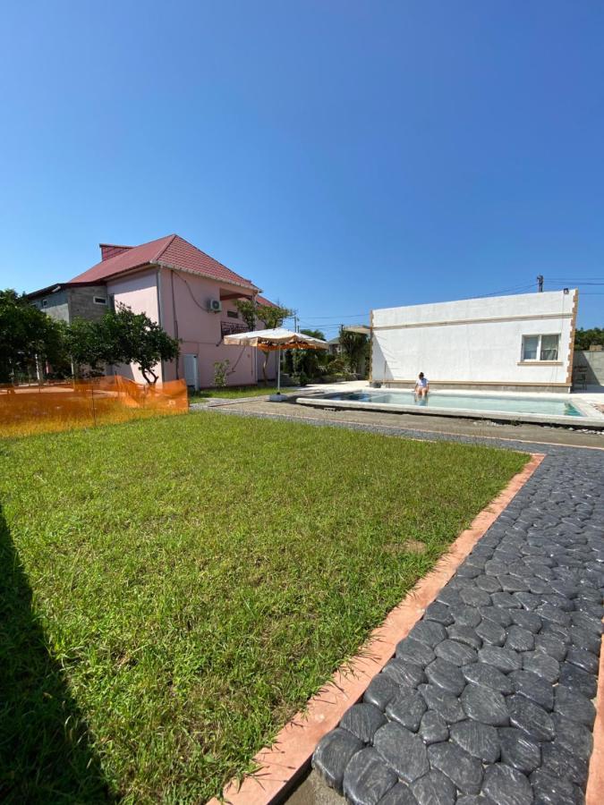 Villa Jakos Paradise バトゥーミ エクステリア 写真